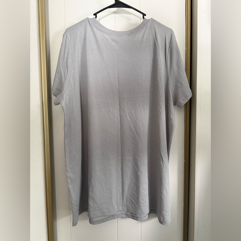 NWOT Torrid Boston Celtics Classic Fit Tee size 2 - Picture 6 of 8
